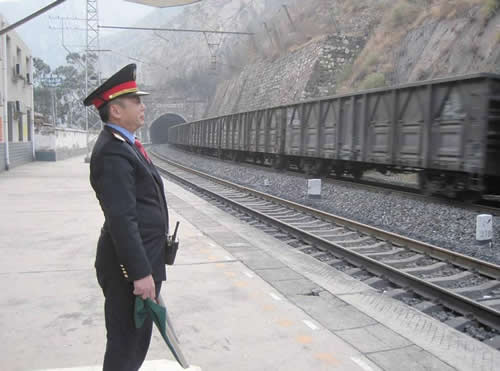 了解鐵路上的五大系統(tǒng)，車，機(jī)，工，電，輛崗位工作