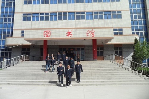 初中起點(diǎn)學(xué)習(xí)電子商務(wù)專業(yè)課程難不難？